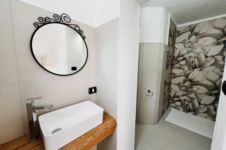 Appartement entier, Appartement de vacances pour 2 personnes avec jardin in Li Mori, San Teodoro