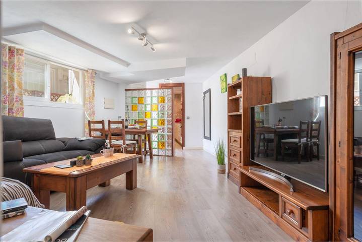 Apartamento entero, Apartamento de vacaciones para 2 personas con balcón/terraza in Alcanada, Alcúdia
