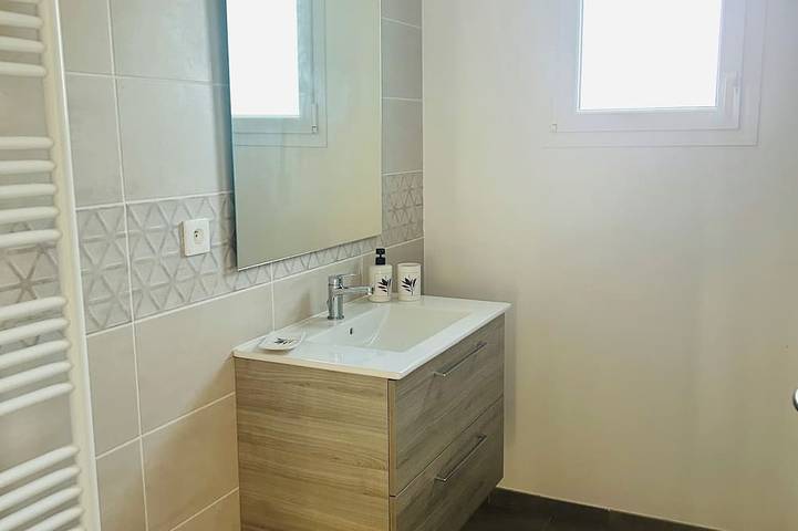 Single-family home with a private pool in Ruoms, Ardèche