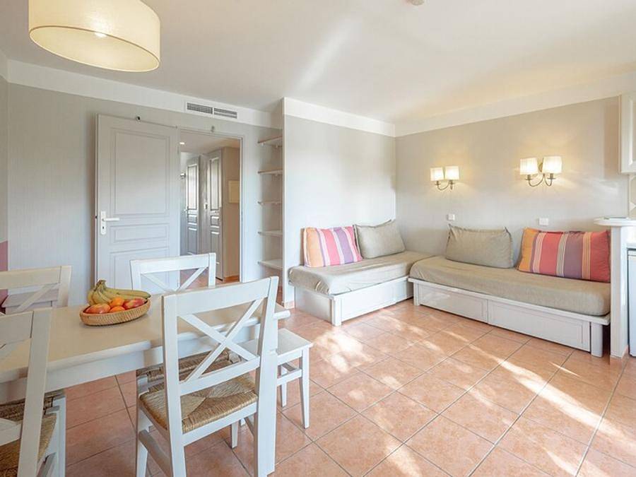 Pierre & Vacances Premium Résidence Les Rives de Cannes - Mandelieu - Piso 5 personas - - 1 habitación - Terraza o balcón - Vista al río in Mandelieu-la-Napoule, Massif de l'Esterel
