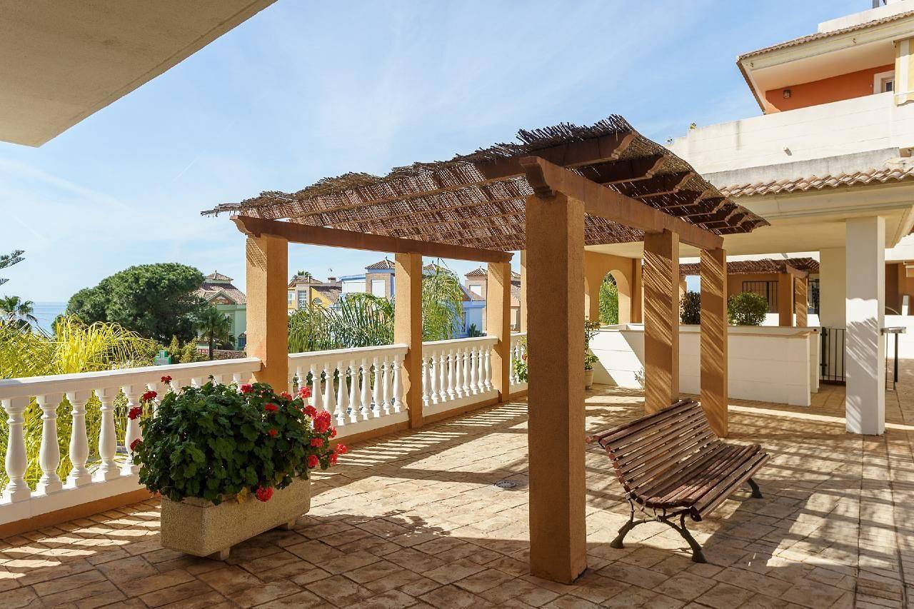 Apartamento vacacional entero, Holiday flat near the beach in Playa Torre de Benagalbón, Rincón de la Victoria