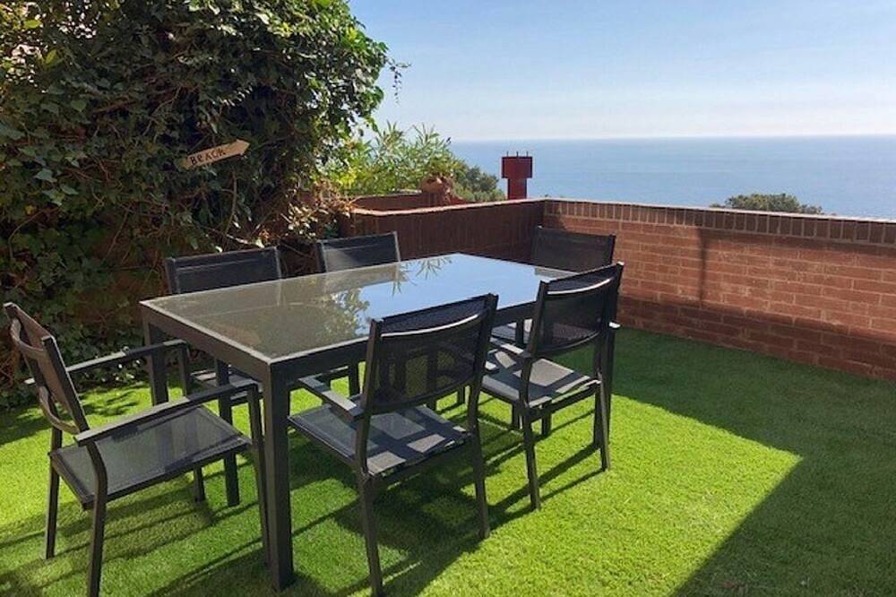 House with private garden overlooking the sea in Aigua Xelida, Tamariu