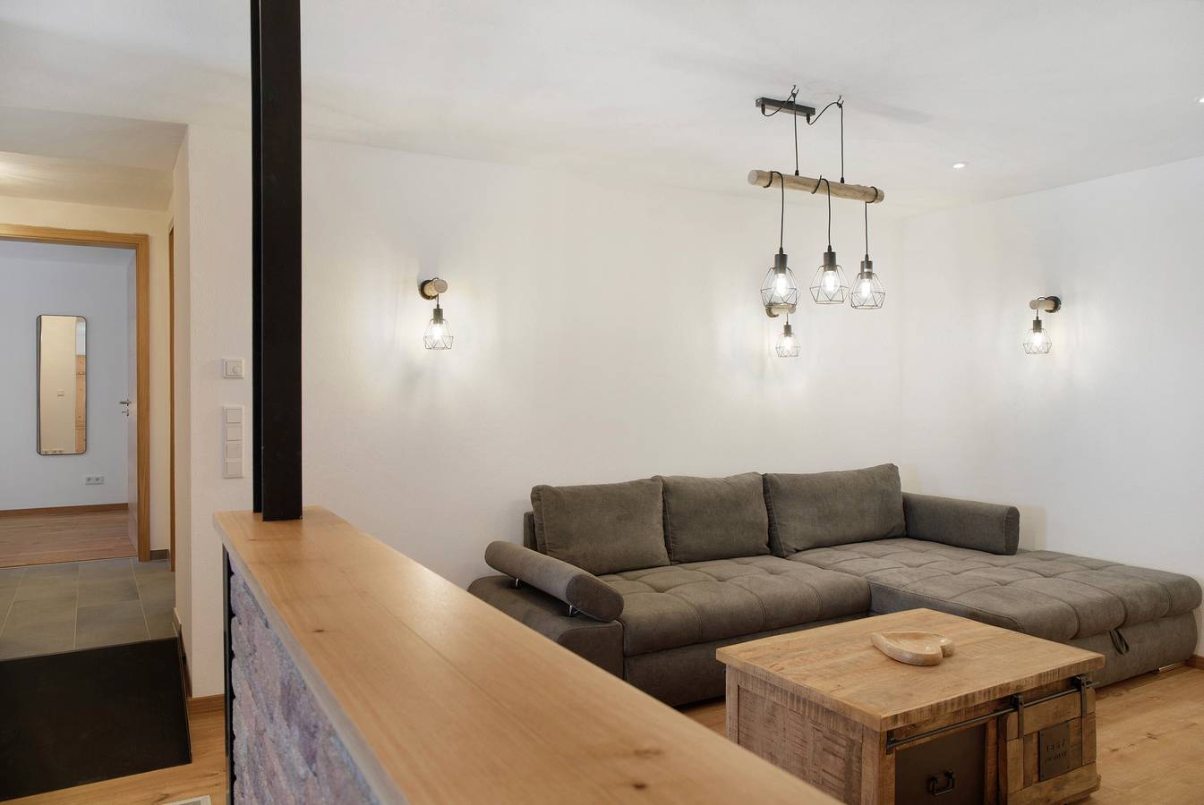Apartamento entero, Apartamento 'Marlies' con vistas a la montaña, terraza privada y Wi-Fi in Garmisch-Partenkirchen, Alpes Bávaros