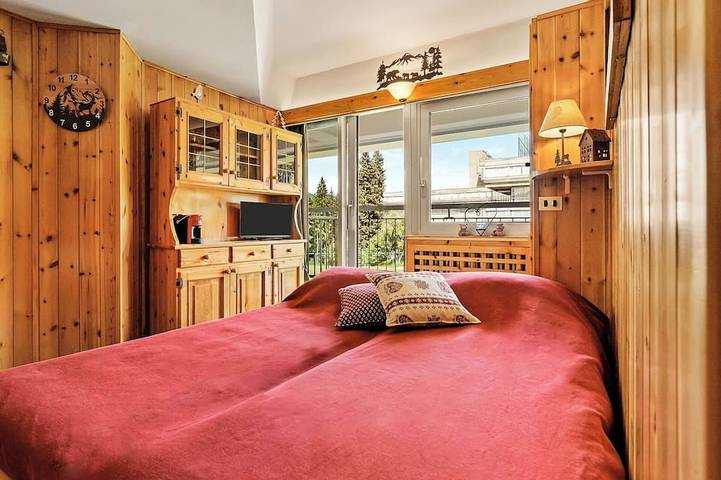 Apartamento entero, Precioso apartamento para 4 personas con WIFI, TV y balcón in Marilleva, Mezzana