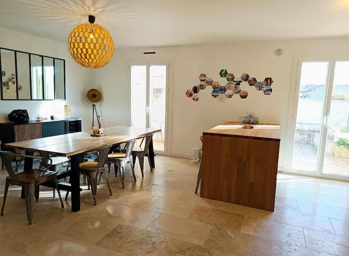 Chalet para 6 personas, con jardín además de piscina y terraza - 1