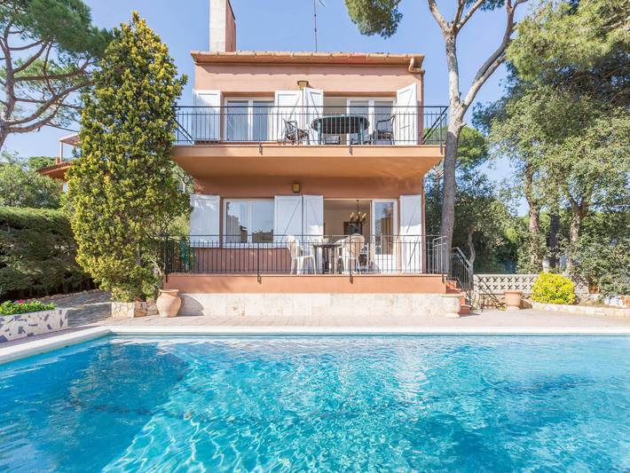 Ferienhaus für 6 Personen, mit Terrasse und Pool in Palafrugell