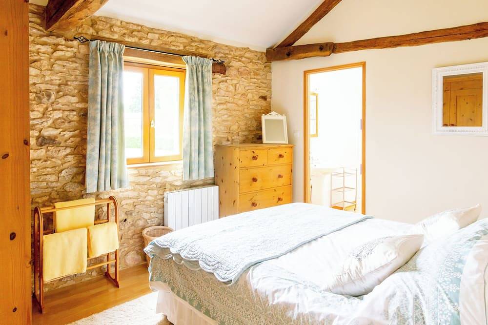 Gîte De Charme Dans Ancienne Grange in Frayssinet-le-Gélat, Quercy