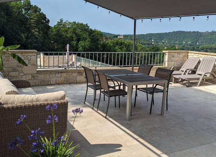 Gîte pour 5 personnes, avec jardin ainsi que piscine et terrasse à Tursac - 2