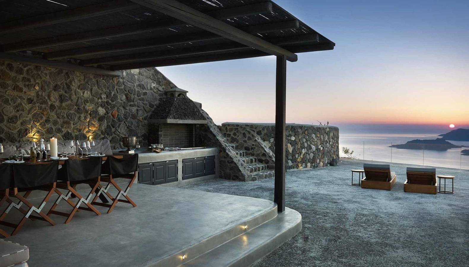 Spectacular Santorini Villa | 5 Bedrooms | Nafsika Estate Villa | Far-reaching Sea & Volcano Views | Hot Tub in Megalochori, Santorin