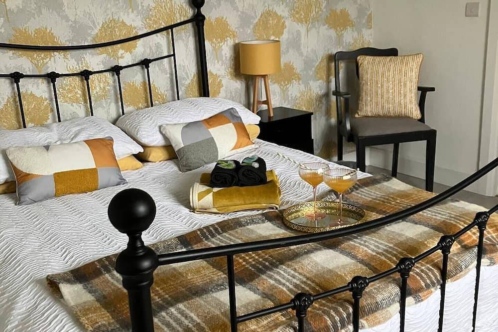 Entire apartment, Admar Cottage in County Cork