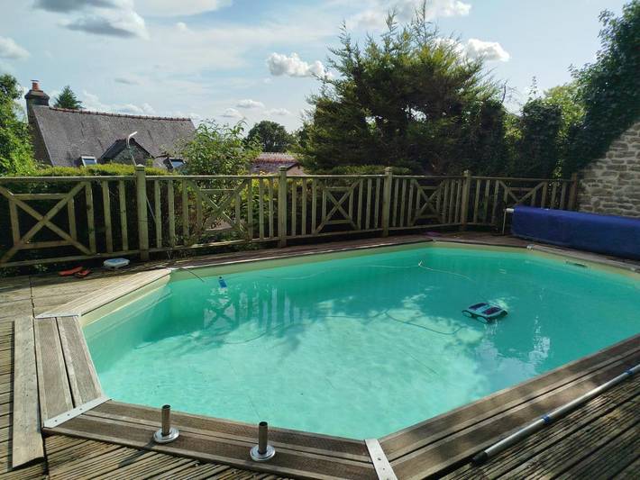Location de vacances pour 9 personnes, avec jardin et piscine à Malguénac - 2