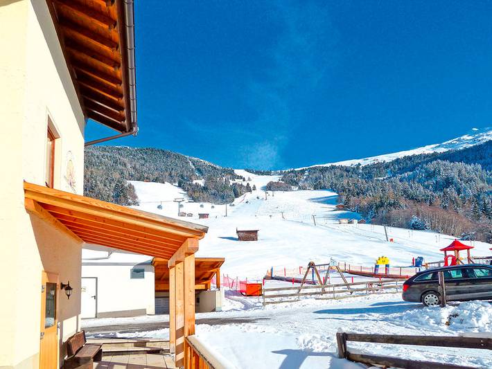 Ferienhaus für 39 Personen, mit Ausblick und Terrasse sowie Sauna in Tiroler Oberland - 2