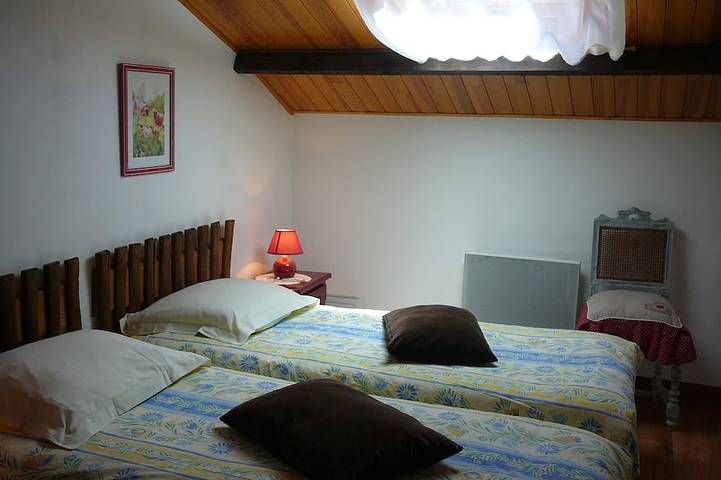 Location de vacances pour 4 personnes, avec terrasse et jardin à Saint-Chély-d'Aubrac - 2