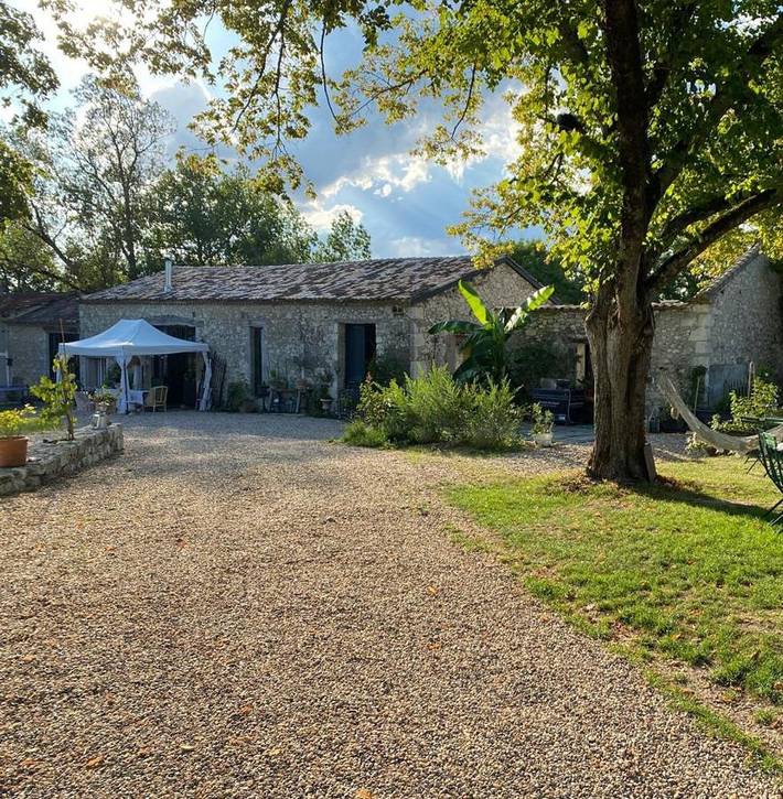Location de vacances pour 14 personnes, avec Balcon et Terrasse ainsi que Piscine et Vue à Boisse