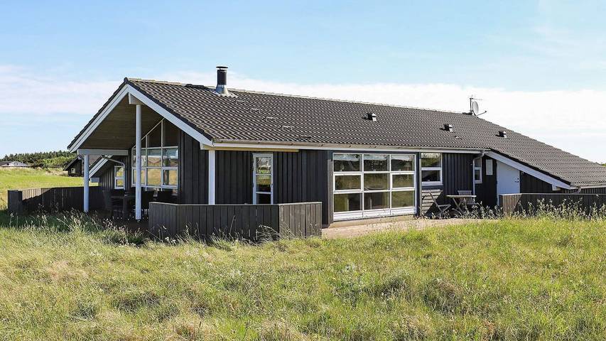 Ferienhaus für 10 Personen, mit Whirlpool und Terrasse sowie Sauna in Hirtshals region