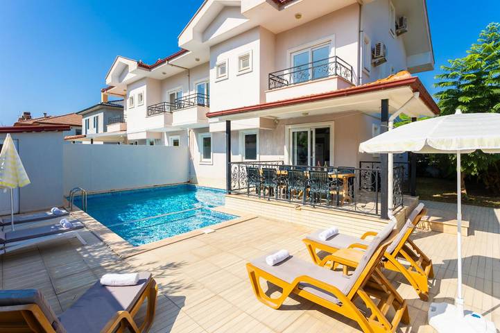 Villa voor 16 personen met balkon in Ortaca (stad), Turkse Egeïsche Zee