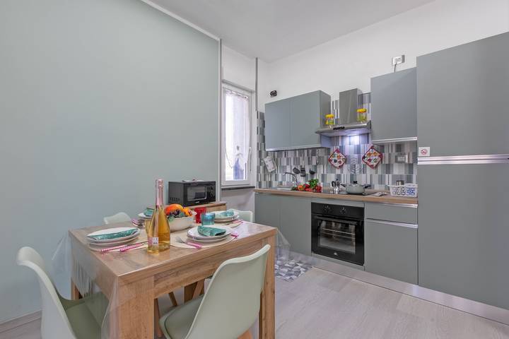 Appartamento intero, La Genzianella - Studio for 4 with Balcony & Ac in Andora, Riviera di Ponente