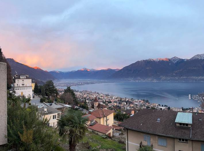Ferienwohnung für 3 Personen, mit Balkon und Garten sowie Sauna und Seeblick in der Schweiz - 2