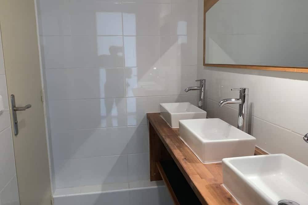 Confortable House 2 in Vitry-sur-Seine, Valle del Marne