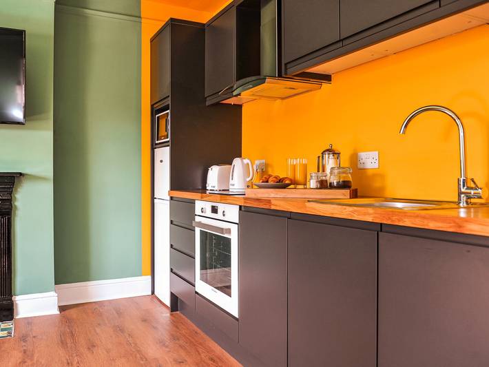 Holst Apartment in Cheltenham, Gloucestershire
