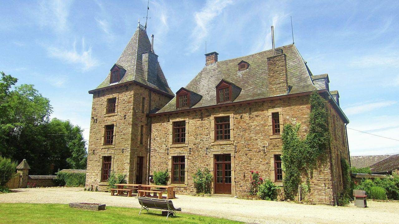 Castello per 14 Persone in Trois-Ponts, Vallonia