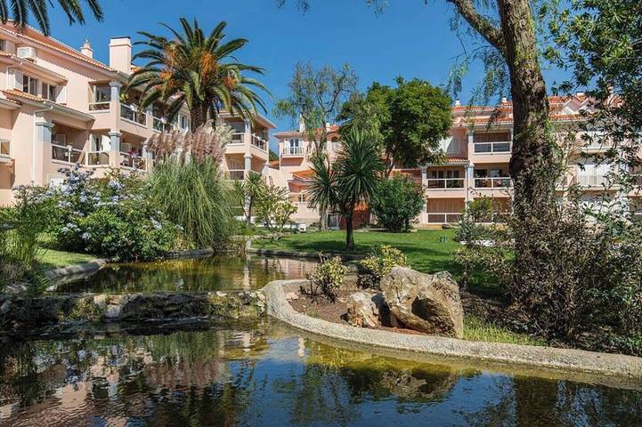 Apartamento de férias para 8 pessoas, com jardim em Cascais