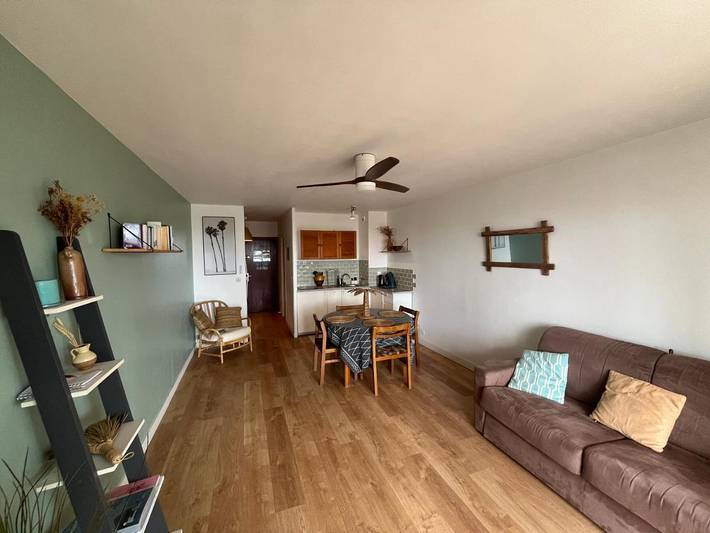 Gîte pour 2 personnes, avec vue et terrasse dans Plage de Saint-Cyr sur Mer Les Lecques - 2