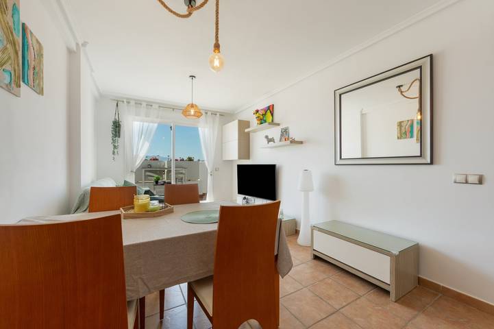 Ganze Wohnung, Ferienhaus 'Maison De Lumière' mit Meerblick, WLAN und Klimaanlage in Playas de Vera, Vera
