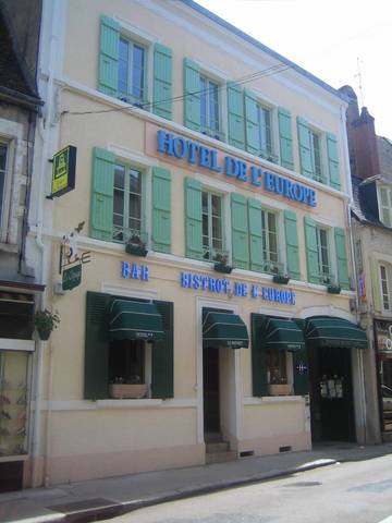 Hôtel pour 6 personnes, avec terrasse et vue, animaux acceptés à Corbigny