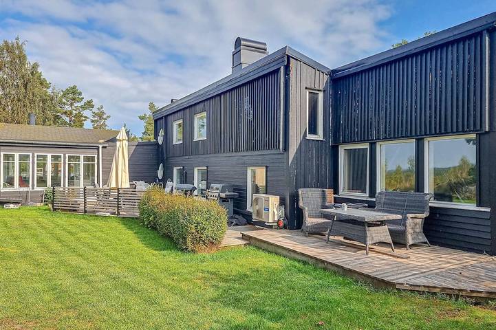 Ferienhaus für 9 Personen, mit Garten