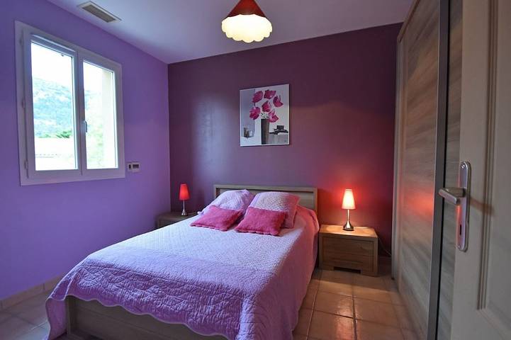 Chalet para 10 personas, con terraza y jardín - 1