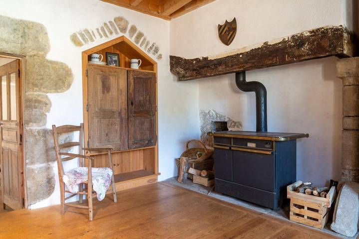 Gîte pour 6 personnes, avec terrasse dans Bourgs sur Colagne - 4