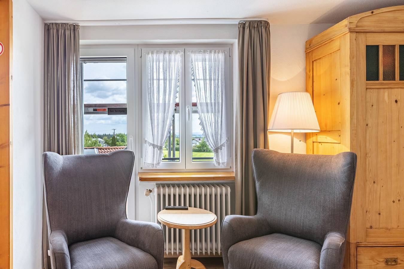 Ganzes Studio, Einzimmerapartment 'Apartment 2' mit Gemeinschaftsgarten, Balkon und Wi-Fi in Donaueschingen, Mittlerer Schwarzwald