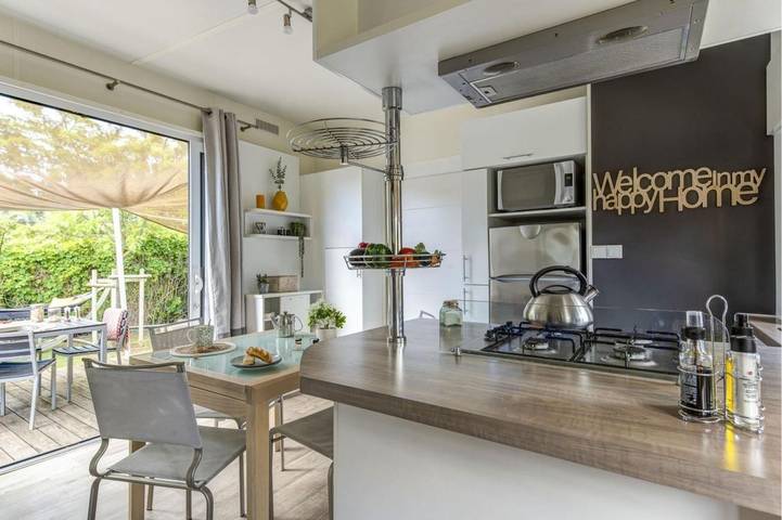 Camping pour 7 personnes, avec piscine ainsi que jardin et terrasse, animaux acceptés à Portiragnes - 2