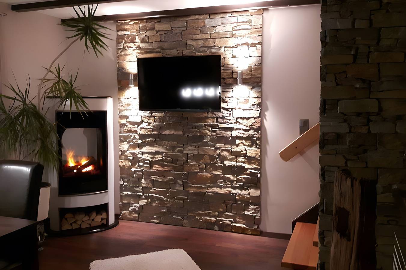 Casa con vista mozzafiato in una posizione tranquilla e piscina, a destra sul bordo in Sonneberg, Region Sonneberg