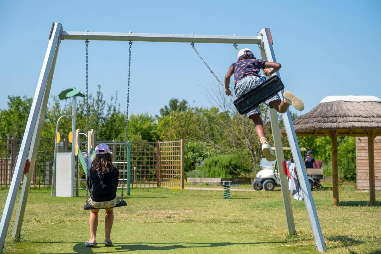 Camping Seasonova Le Plan d'Eau in Saint-Yrieix-sur-Charente, Charente