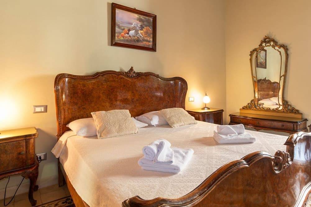 Ganze Wohnung, Residenza Deriu-Pina in Bosa, Planargia