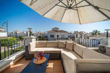 Chalet para 6 personas, con jacuzzi y jardín además de piscina y terraza en Campo de Cartagena