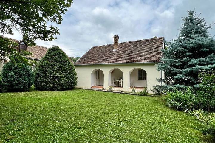 Galóca Holiday Home - Zwei Schlafzimmer Chalet, Schläft 4 in Szentlőrinci kistérség