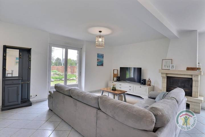 Gîte pour 6 personnes, avec jardin et terrasse, animaux acceptés à Mont-Dol - 2