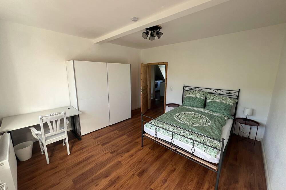 Ganze Wohnung, Frisch sanierte Maisonettewohnung in zentraler Lage in Jena! in Jena, Saaleland