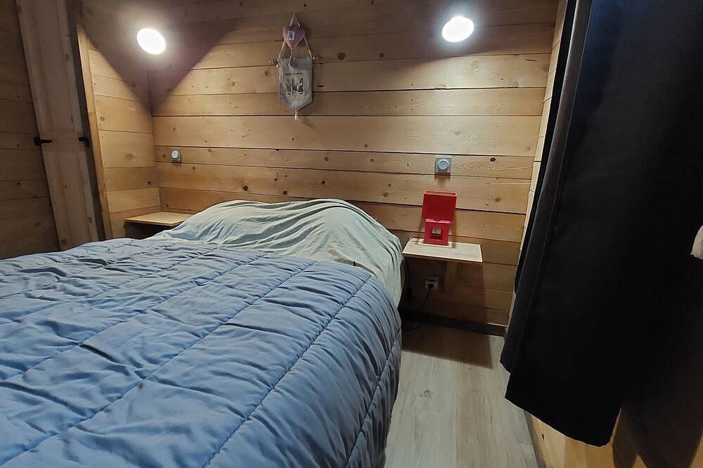 Haut jura semi-detached chalet in lamoura at the foot of the cross-country ski trails in Lamoura, Parc naturel régional du Haut-Jura
