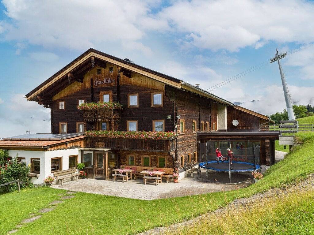 Ferienhaus in Rohrberg mit Schwimmbecken in Rohrberg, Bezirk Schwaz