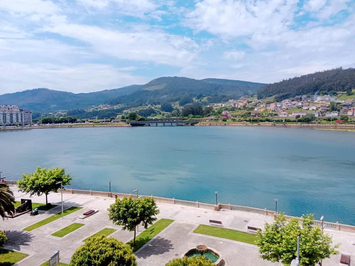 Apartamento de vacaciones para 7 personas, con vistas al lago además de balcón y vistas - 1