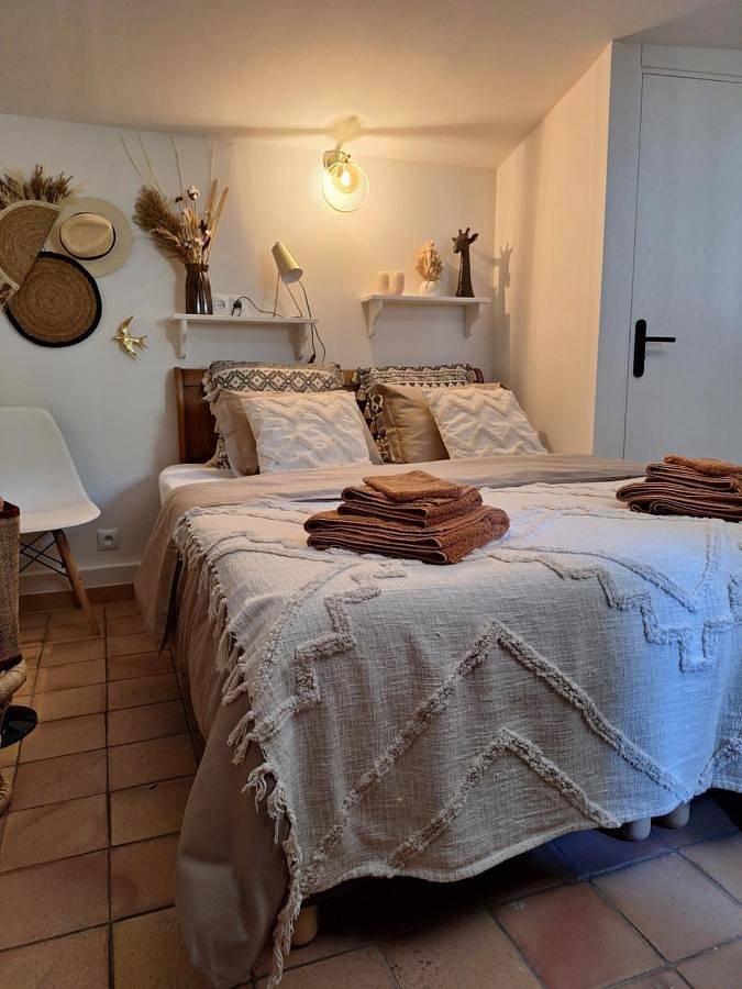 Villa Sisyphe chambre"la jeanette" in Le Thoronet, Région de Draguignan