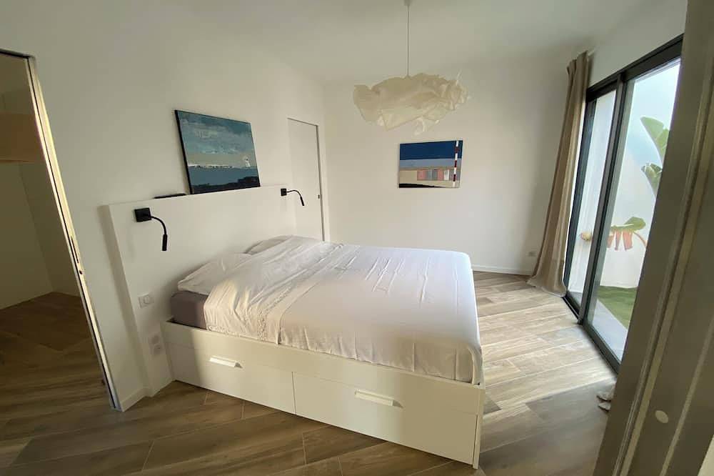 Villa neuve de plain pied à Carqueiranne; 6 couchages; piscine in Carqueiranne, Côte méditerranéenne (France)