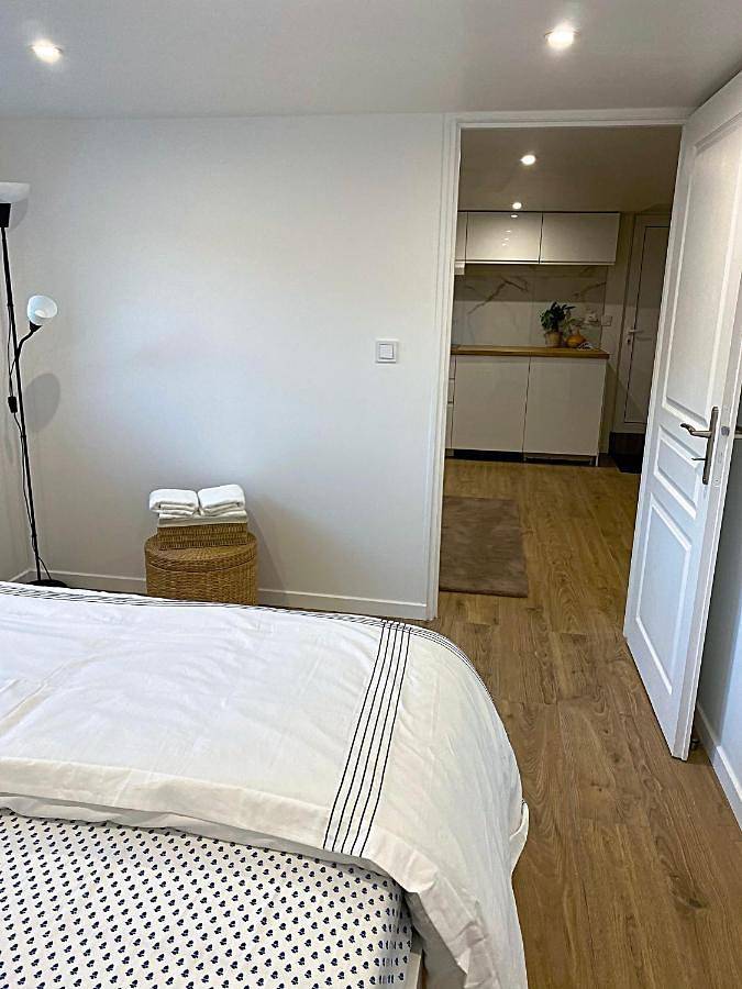 Appartement entier, One-Bedroom Apartment in Morangis, Essonne