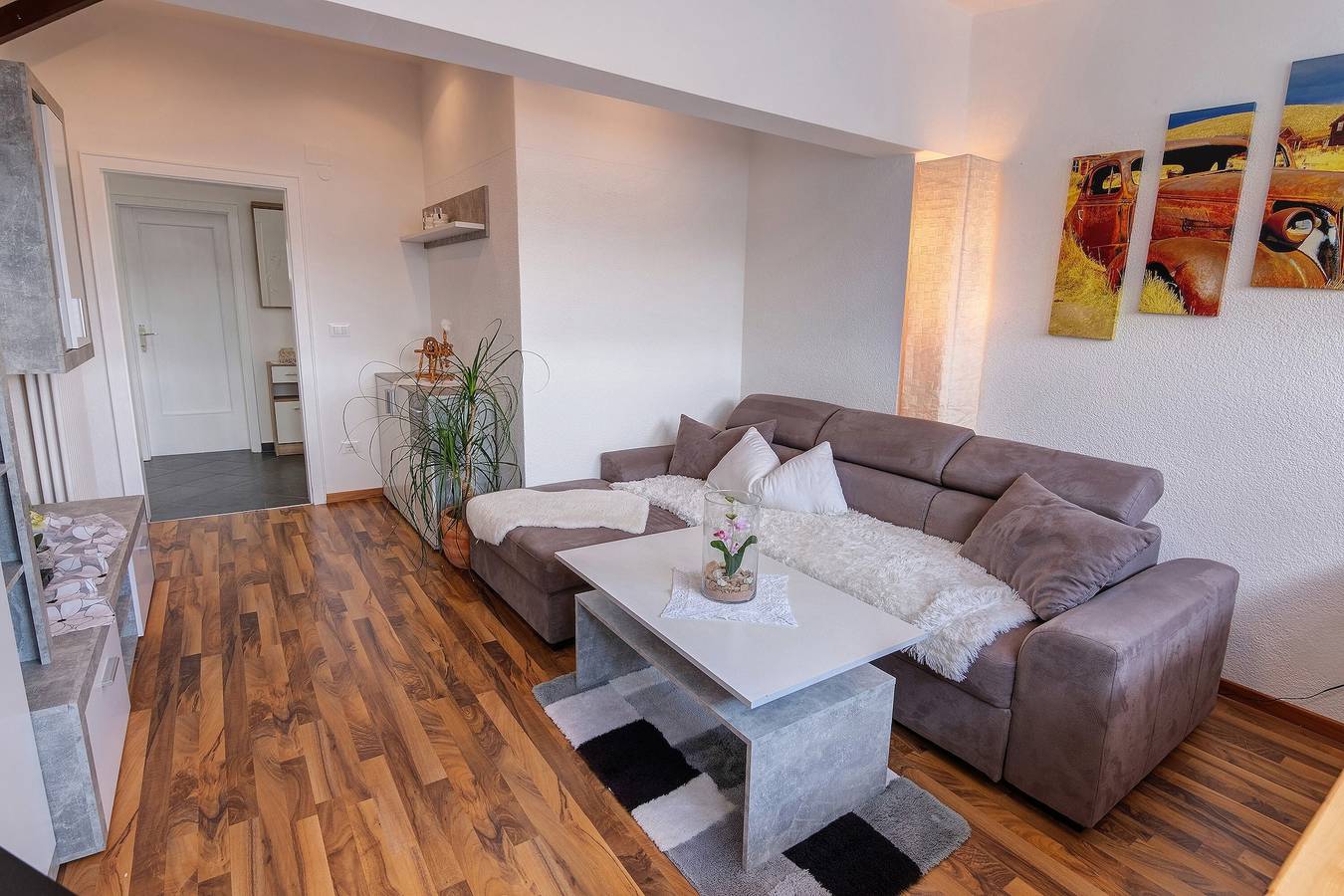 Entire apartment, Apartment 'Kuchler' with Mountain View, Private Terrace and Wi-Fi in Riffian, Texel Group