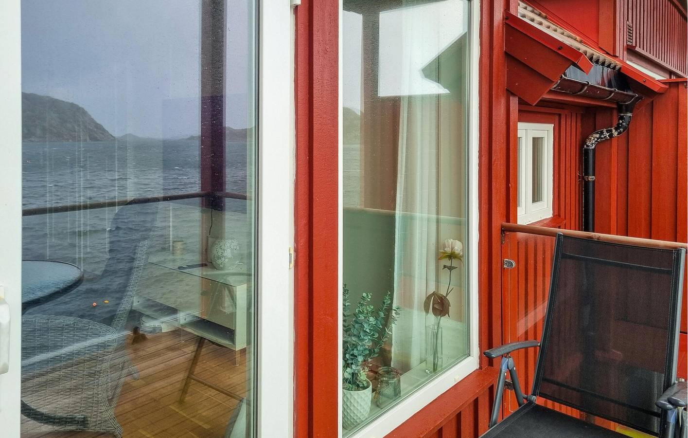 Hel ferieleilighet, Ferieleilighet for 7 personer med terrasse in Korshamn, Lyngdal
