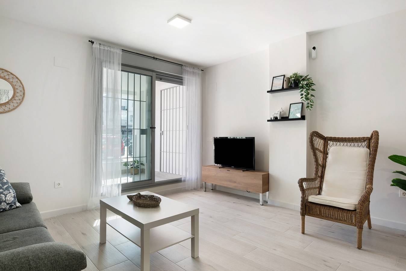 Entire apartment, Family Apartment 'Coral' with Private Pool, Wi-Fi and Air Conditioning in Conil de la Frontera, Costa de la Luz